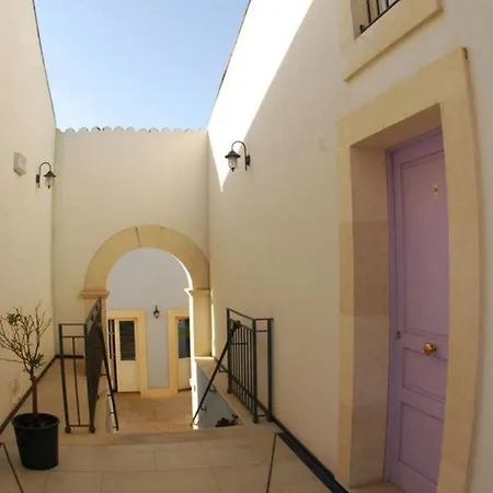 Boutique Molo Santa Lucia