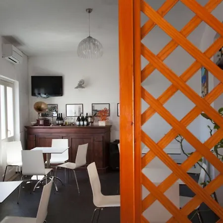 Boutique Molo Santa Lucia