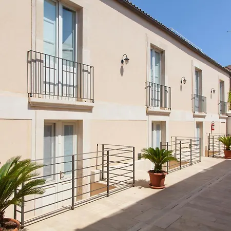 Boutique Molo Santa Lucia Syrakuzy