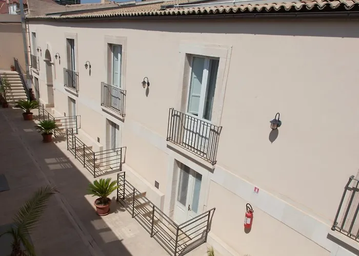 Boutique Molo Santa Lucia 시라쿠사