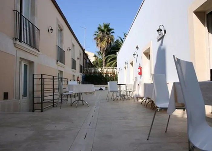 Boutique Molo Santa Lucia