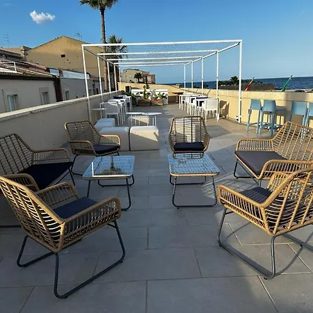 Boutique Molo Santa Lucia 3*