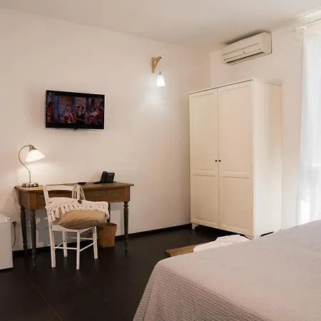 Boutique Molo S Lucia